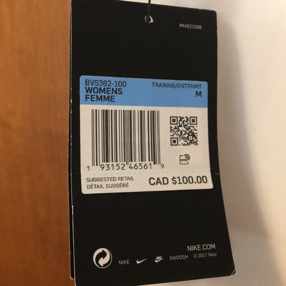 Woman’s Nike training tights - Picture 7 of 12